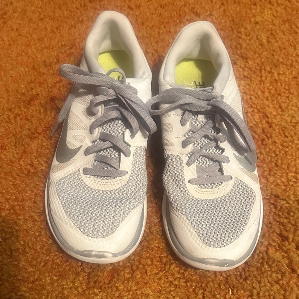 Nike Women's Gray and White Sneakers